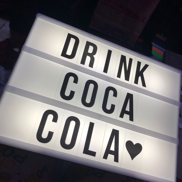 Meet your Posher, Giselle - Picture 1 of 1